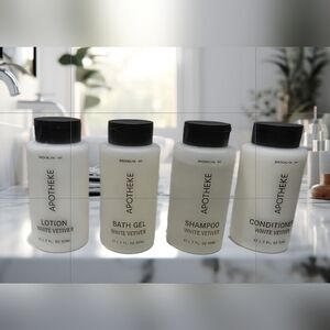 White Vetiver Bath Set - Black and White